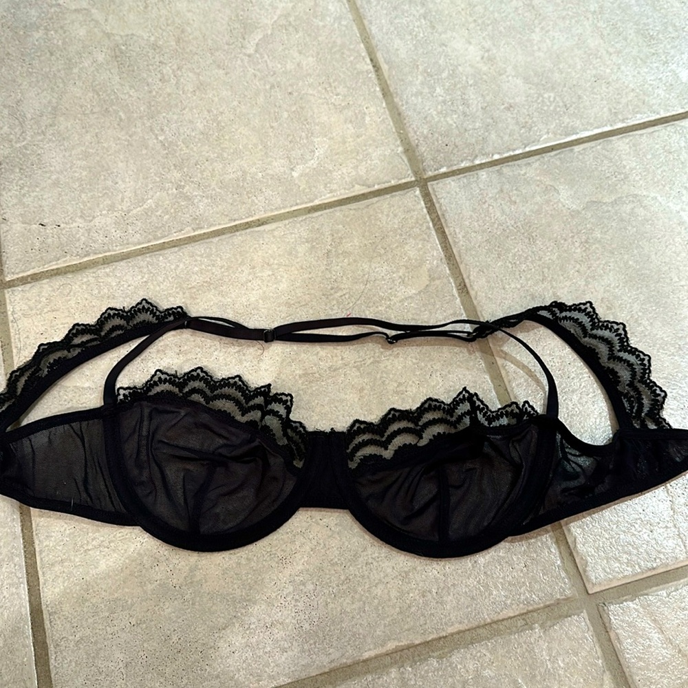 Urban Outfitters Bra